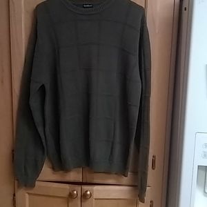 Men's medium green NorthCrest sweater